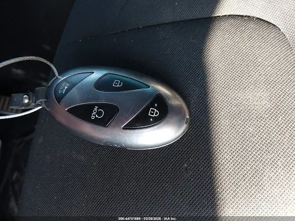 KMHLM4DGXSU028525 2025 HYUNDAI ELANTRA - Image 8