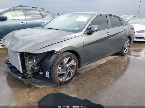 KMHLM4DGXSU046653 2025 HYUNDAI ELANTRA - Image 2