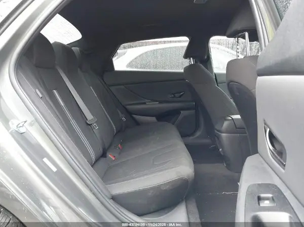 KMHLM4DGXSU046653 2025 HYUNDAI ELANTRA - Image 8