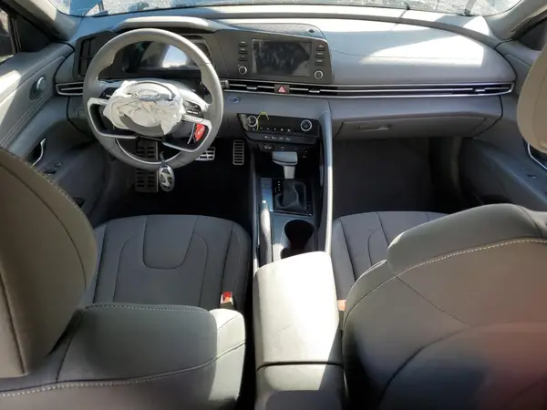 KMHLM4DGXSU054123 2025 HYUNDAI ELANTRA - Image 8