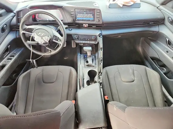 KMHLM4DGXSU062447 2025 HYUNDAI ELANTRA - Image 8