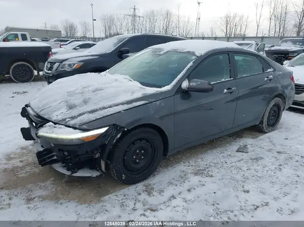 KMHLM4DGXSU874766 2025 HYUNDAI ELANTRA - Image 2