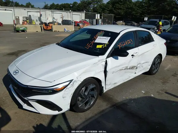 KMHLM4DGXSU885024 2025 HYUNDAI ELANTRA - Image 2