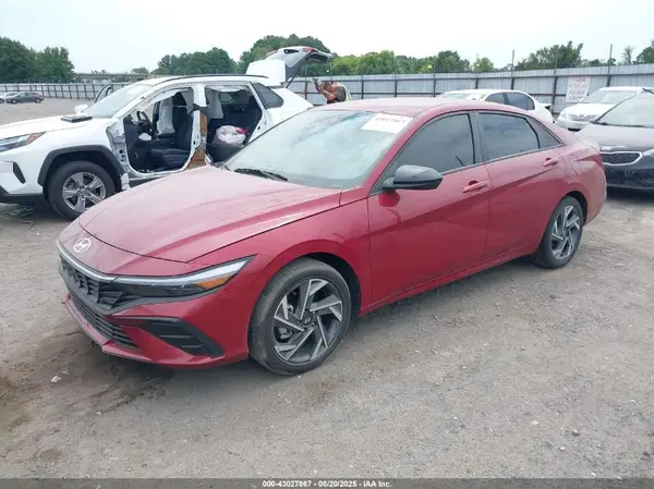 KMHLM4DGXSU889073 2025 HYUNDAI ELANTRA - Image 2