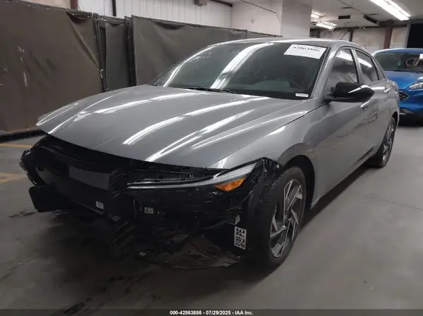 KMHLM4DGXSU908771 2025 HYUNDAI ELANTRA - Image 2
