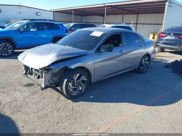 KMHLM4DGXSU910360 2025 HYUNDAI ELANTRA - Image 2