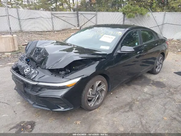 KMHLM4DGXSU924792 2025 HYUNDAI ELANTRA - Image 2