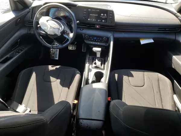 KMHLM4DGXSU933556 2025 HYUNDAI ELANTRA - Image 8
