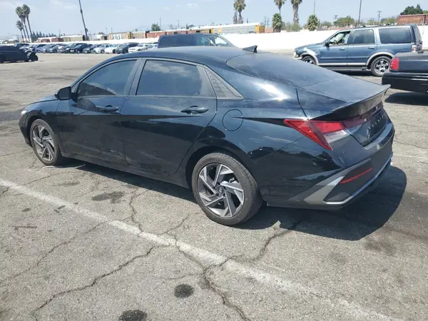 KMHLM4DGXSU948333 2025 HYUNDAI ELANTRA - Image 2