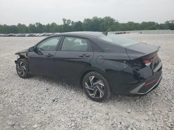 KMHLM4DGXSU957419 2025 HYUNDAI ELANTRA - Image 2