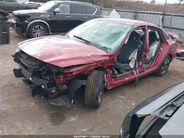 KMHLM4DGXSU958585 2025 HYUNDAI ELANTRA - Image 2