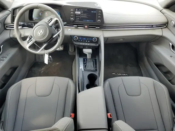 KMHLM4DGXSU962684 2025 HYUNDAI ELANTRA - Image 8