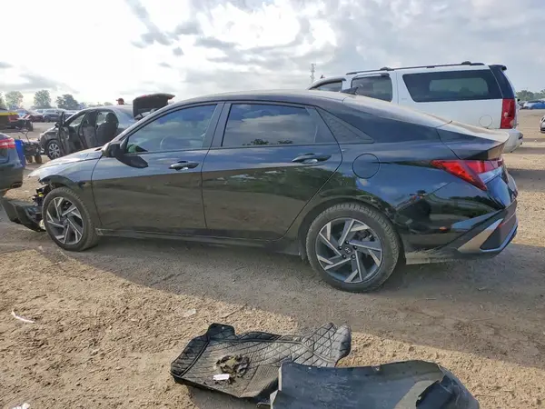 KMHLM4DGXSU968226 2025 HYUNDAI ELANTRA - Image 2