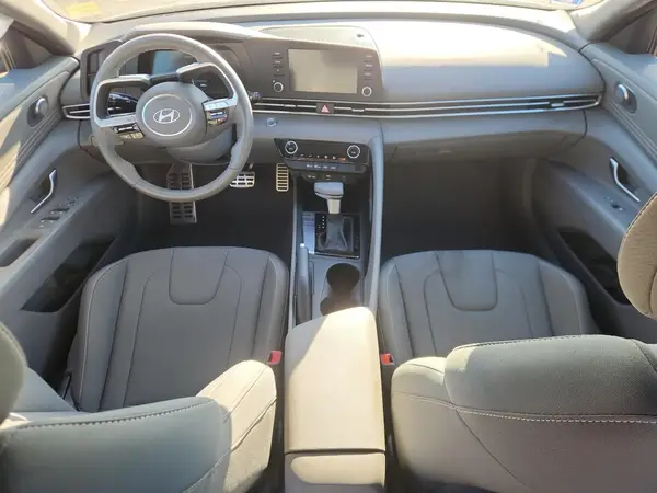 KMHLM4DGXSU974107 2025 HYUNDAI ELANTRA - Image 8