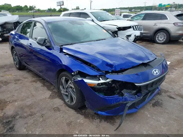 KMHLM4DGXSU974138 2025 HYUNDAI ELANTRA - Image 1
