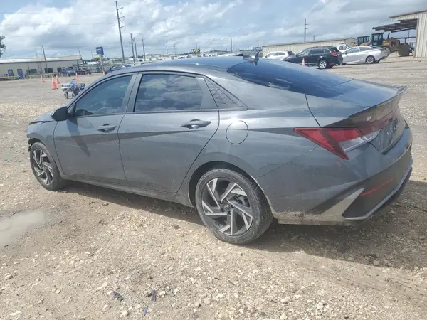 KMHLM4DGXSU978111 2025 HYUNDAI ELANTRA - Image 2