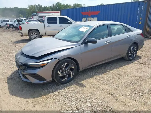 KMHLM4DGXSU980764 2025 HYUNDAI ELANTRA - Image 2