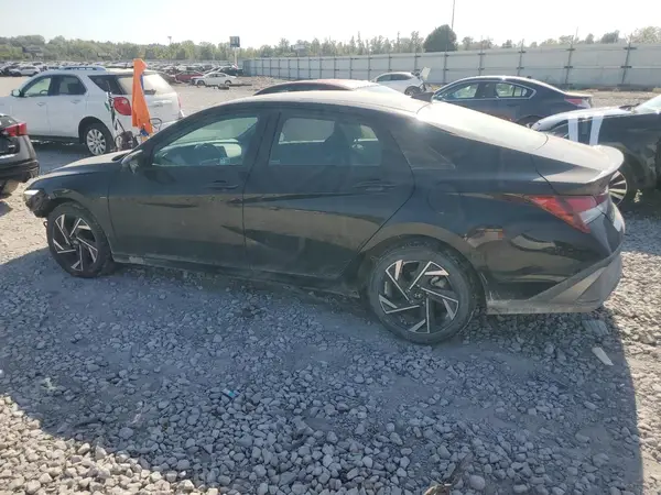 KMHLM4DGXSU982448 2025 HYUNDAI ELANTRA - Image 2