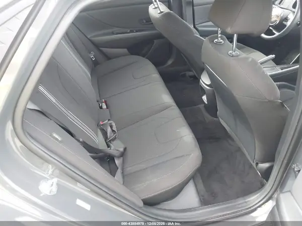 KMHLM4DGXSU984927 2025 HYUNDAI ELANTRA - Image 8