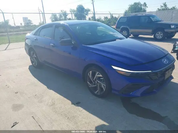 KMHLM4DGXSU992610 2025 HYUNDAI ELANTRA - Image 1