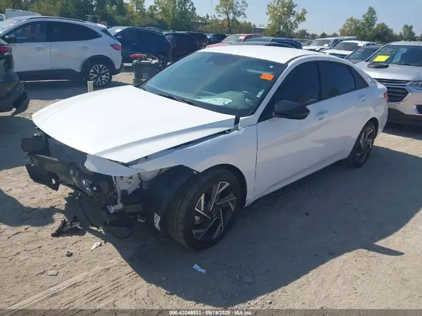 KMHLM4DGXSU994311 2025 HYUNDAI ELANTRA - Image 2