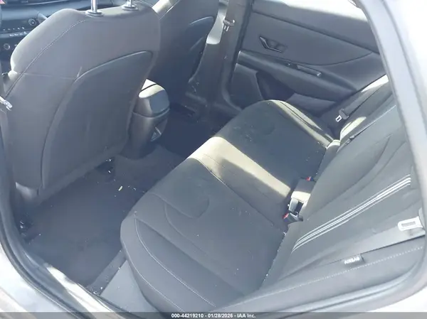KMHLM4DGXSU997922 2025 HYUNDAI ELANTRA - Image 8