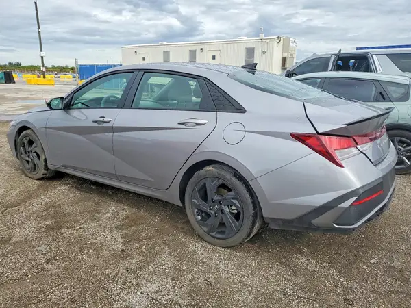 KMHLM4DGXTU118808 2026 HYUNDAI ELANTRA - Image 2
