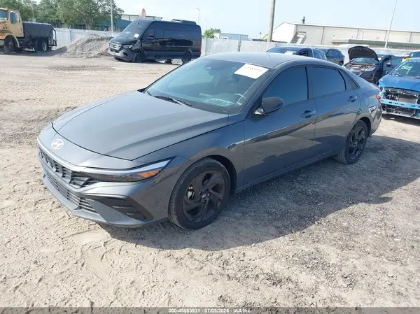 KMHLM4DGXTU175199 2026 HYUNDAI ELANTRA - Image 2