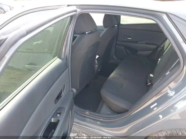 KMHLM4DGXTU175199 2026 HYUNDAI ELANTRA - Image 8