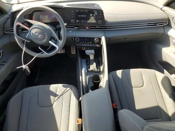 KMHLM4DGXTU183111 2026 HYUNDAI ELANTRA - Image 8