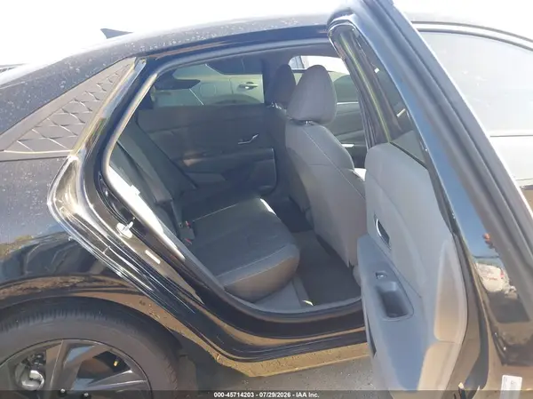 KMHLM4DGXTU191757 2026 HYUNDAI ELANTRA - Image 8