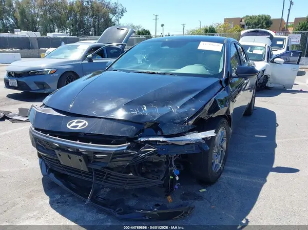 KMHLM4DJ0RU093552 2024 HYUNDAI ELANTRA - Image 2