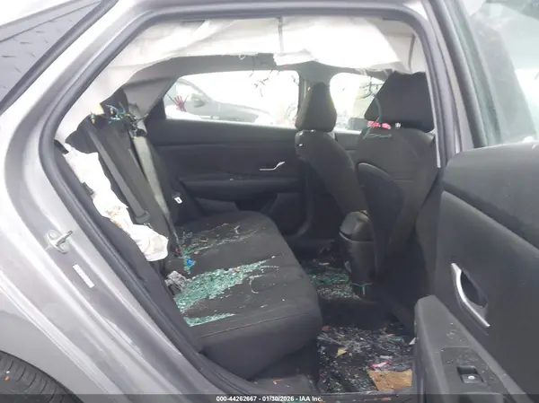 KMHLM4DJ0RU095981 2024 HYUNDAI ELANTRA - Image 8