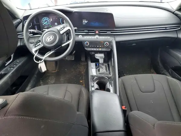 KMHLM4DJ0RU104453 2024 HYUNDAI ELANTRA - Image 8