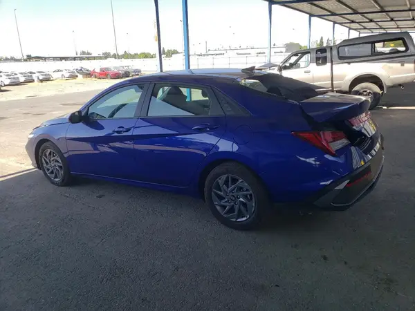 KMHLM4DJ0RU104730 2024 HYUNDAI ELANTRA - Image 2