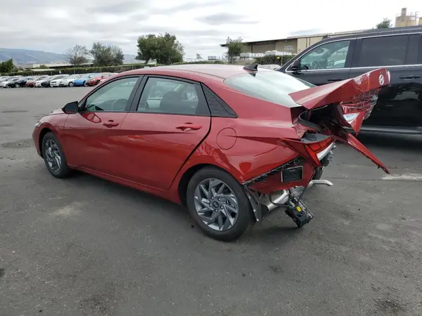 KMHLM4DJ0RU104968 2024 HYUNDAI ELANTRA - Image 2