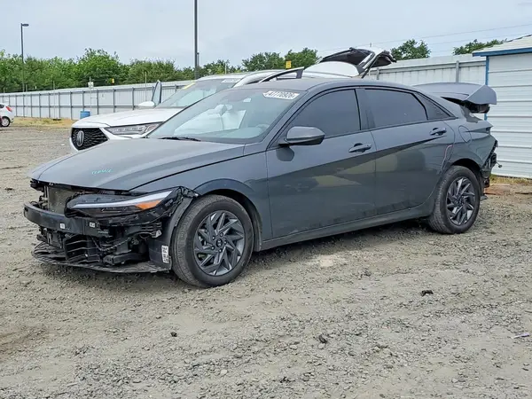 KMHLM4DJ0RU108020 2024 HYUNDAI ELANTRA - Image 1