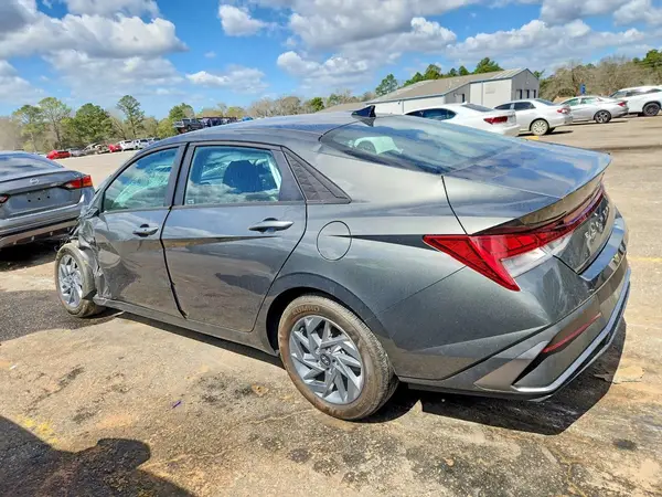 KMHLM4DJ0RU116697 2024 HYUNDAI ELANTRA - Image 2