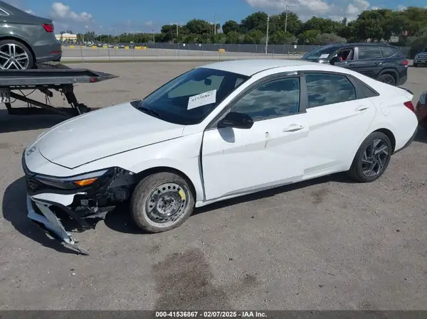 KMHLM4DJ0SU123350 2025 HYUNDAI ELANTRA - Image 2