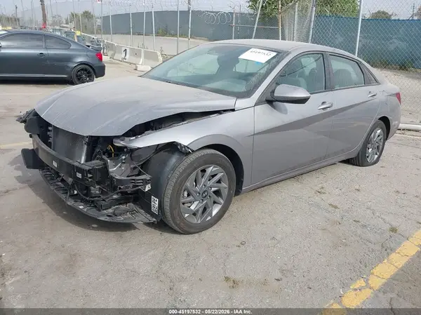 KMHLM4DJ0SU129956 2025 HYUNDAI ELANTRA - Image 2