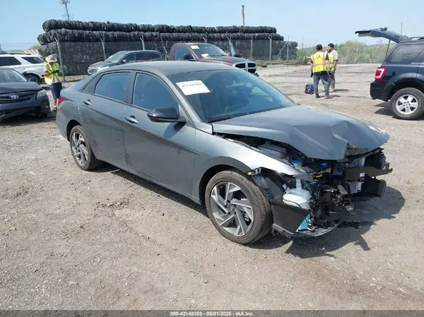 KMHLM4DJ0SU132436 2025 HYUNDAI ELANTRA - Image 1