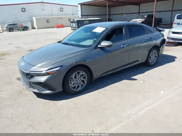 KMHLM4DJ0SU156963 2025 HYUNDAI ELANTRA - Image 2