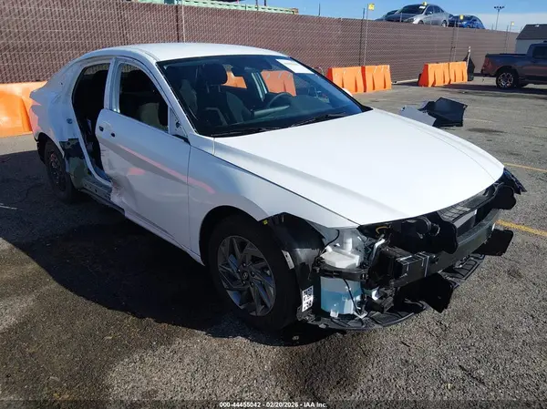 KMHLM4DJ0SU157594 2025 HYUNDAI ELANTRA - Image 1