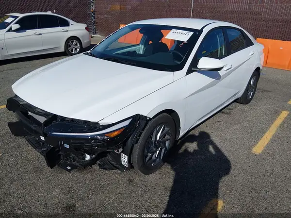 KMHLM4DJ0SU157594 2025 HYUNDAI ELANTRA - Image 2