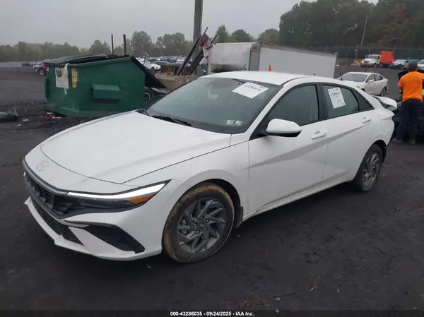 KMHLM4DJ0SU158146 2025 HYUNDAI ELANTRA - Image 2