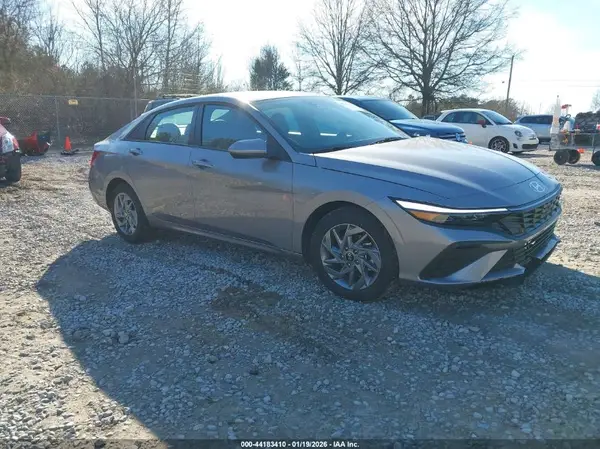 KMHLM4DJ0SU166750 2025 HYUNDAI ELANTRA - Image 1