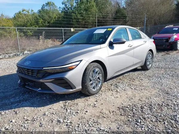 KMHLM4DJ0SU166750 2025 HYUNDAI ELANTRA - Image 2