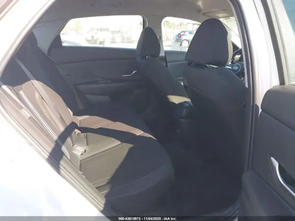KMHLM4DJ0SU167459 2025 HYUNDAI ELANTRA - Image 8