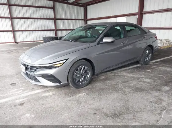 KMHLM4DJ0TU182898 2026 HYUNDAI ELANTRA - Image 2