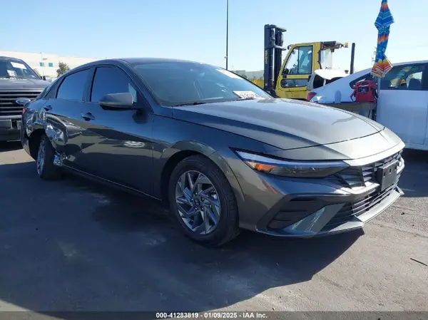 KMHLM4DJ1RU093723 2024 HYUNDAI ELANTRA - Image 1